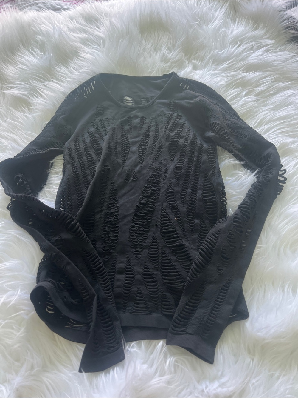 ALO Yoga Black Distressed Long-Sleeve Pullover